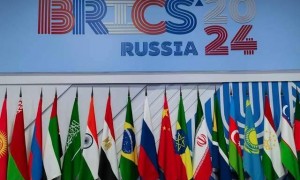 美国突然放话，要让中方摔三大跟头，还想解散金砖？中方一招破局